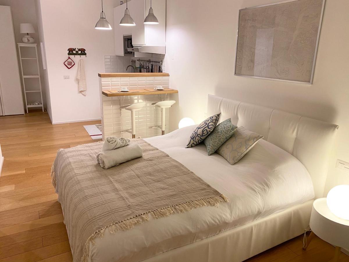 Repubblica One Room Apartment มิลาน ภายนอก รูปภาพ