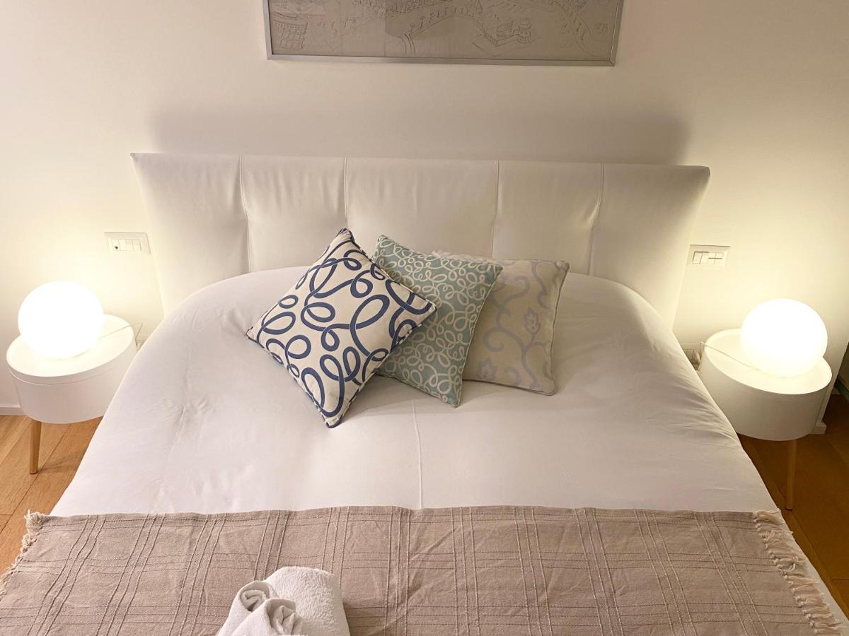 Repubblica One Room Apartment มิลาน ภายนอก รูปภาพ
