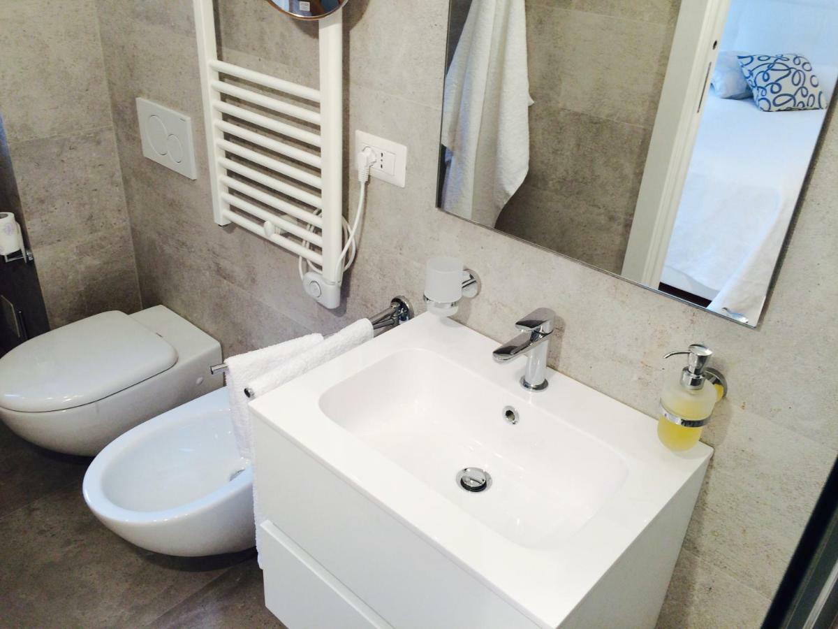 Repubblica One Room Apartment มิลาน ภายนอก รูปภาพ
